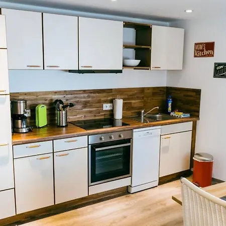 Klink Apartment *